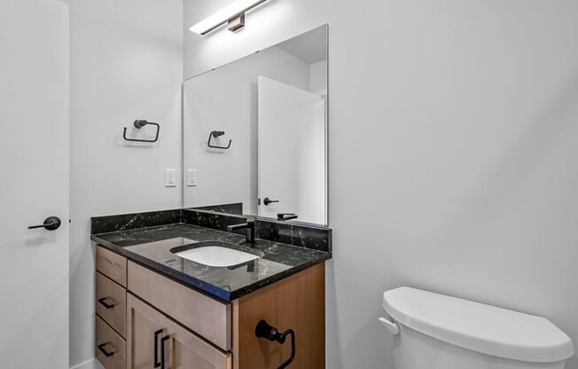 2 beds, 2 baths, 960 sqft, $2,250, Unit 514