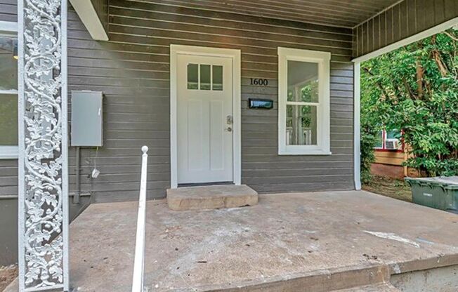 Newly Renovated 3 Bed, 3 Bath Home in Waco