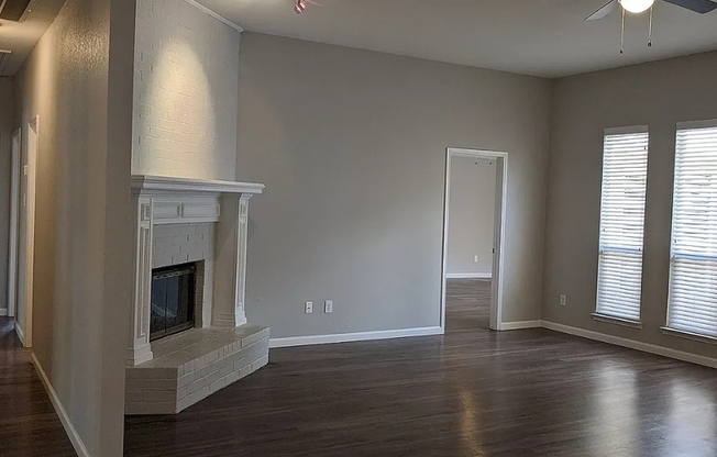 3117 CACTUS DR