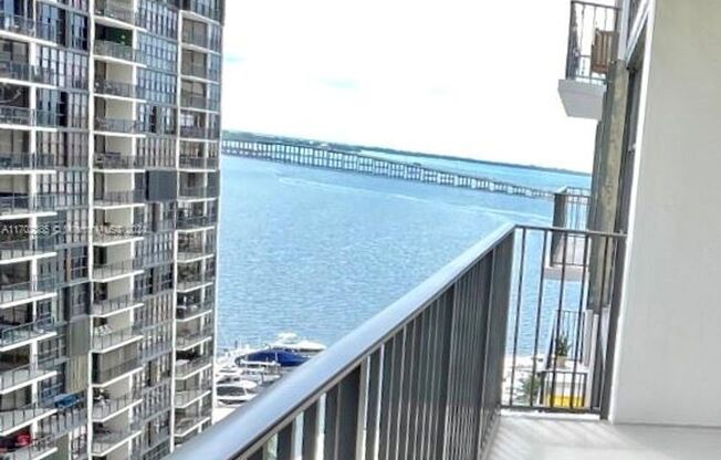 2 beds, 2 baths, 1,467 sqft, $4,490, Unit 1901 Brickell Ave appt B1613 (A11702385)