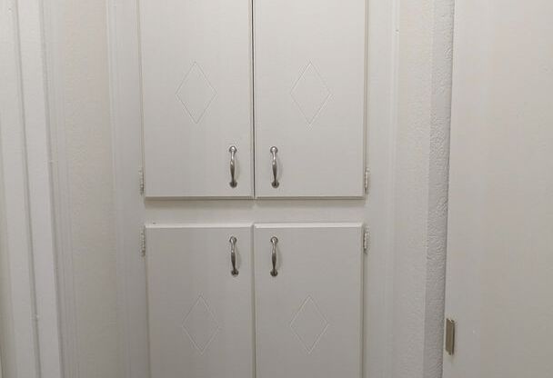 1 bed, 1 bath, 700 sqft, $1,295, Unit #21