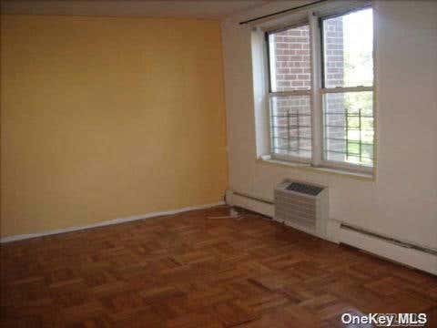 Studio, 1 bath, 650 sqft, $1,750, Unit 2F