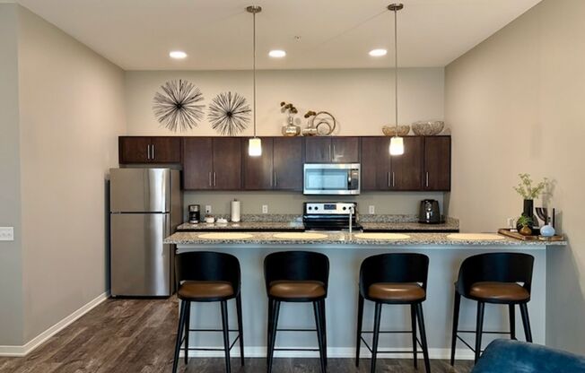 3 beds, 2.5 baths, 1,431 sqft, $2,750, Unit 515