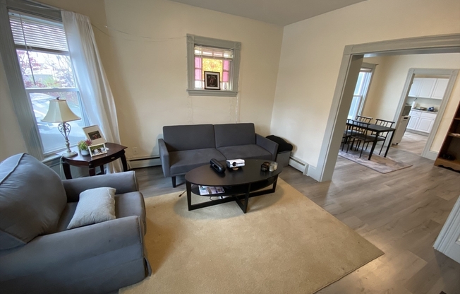 16 WHITE ST PL