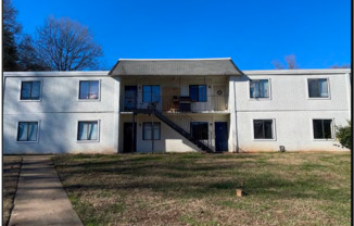Spacious, affordable 1, 2, 3 bedroom apartments in a great location in West Charlotte!