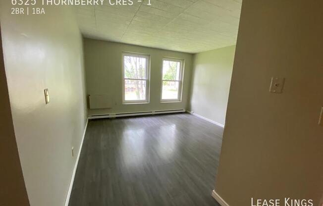6325 THORNBERRY CRES