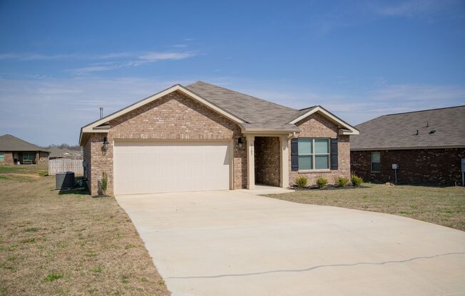 Three bedroom, Two bathroom rental in Cullman City