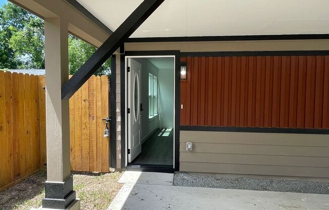 Beautiful New Brand Townhouse