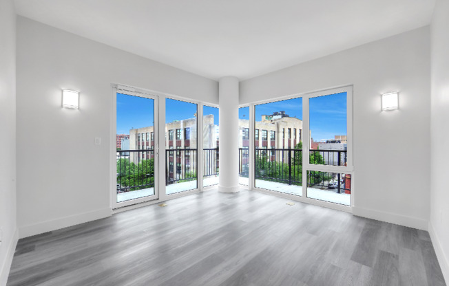2605 SNYDER AVE