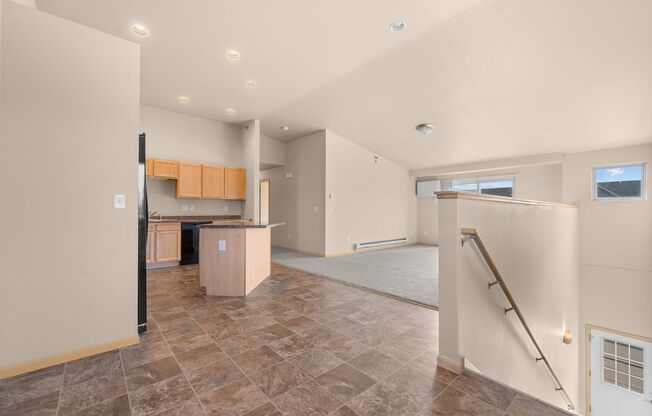 2 beds, 2 baths, 1,210 sqft, $1,425, Unit 3333-B