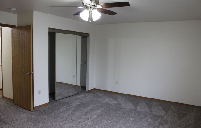 1 bed, 1 bath, 1,000 sqft, $999.99, Unit 2230-07