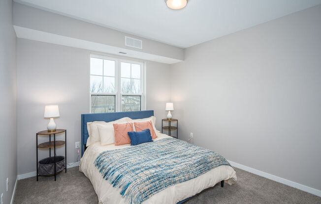 2 beds, 2 baths, 1,046 sqft, $1,850, Unit 215