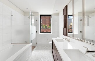 301 E 50 ST