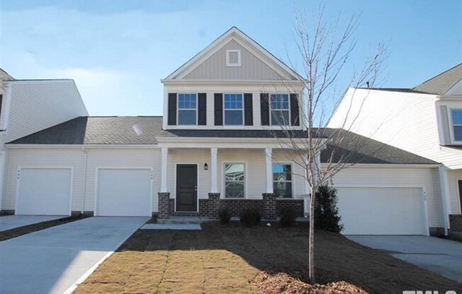 442 EXCALIBUR DR