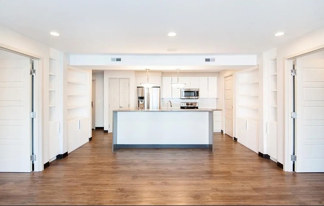 2 beds, 2 baths, $4,250, Unit Unit 209