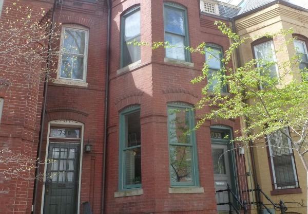 732 Third St., NE