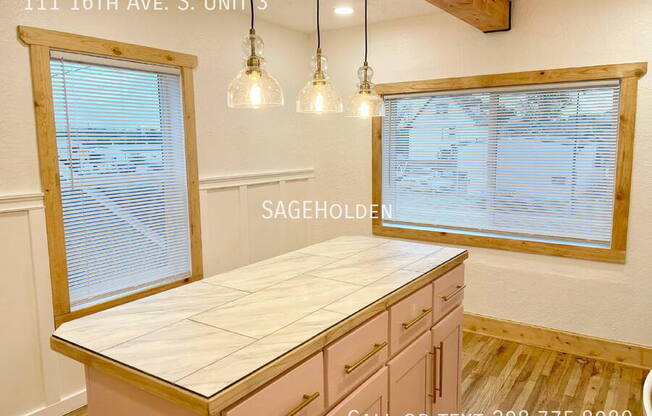 111 16 AVE S