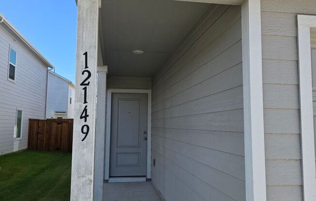 "Feel Right at Home – Modern 3 Bed, 2.5 Bath in Foree Ranch"