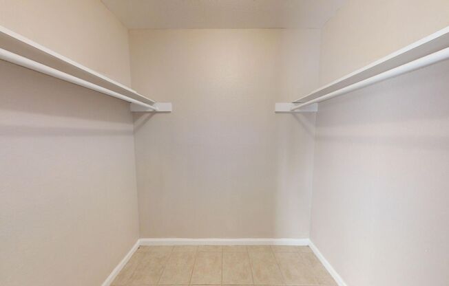 2 beds, 2.5 baths, 1,031 sqft, $1,339, Unit 06