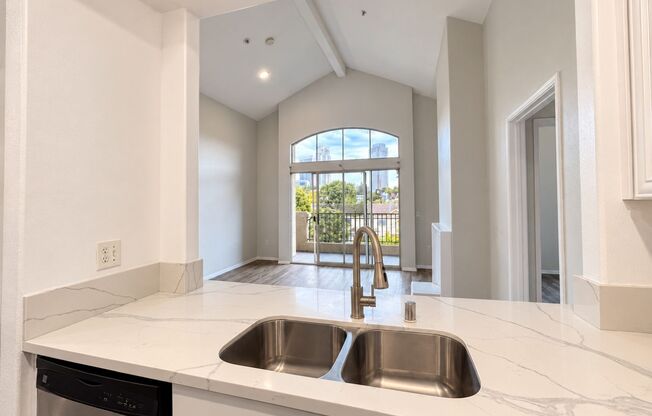 3 beds, 2 baths, 1,125 sqft, $3,598, Unit 301