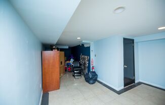 Studio, , 5 sqft, $950, Unit Suite D