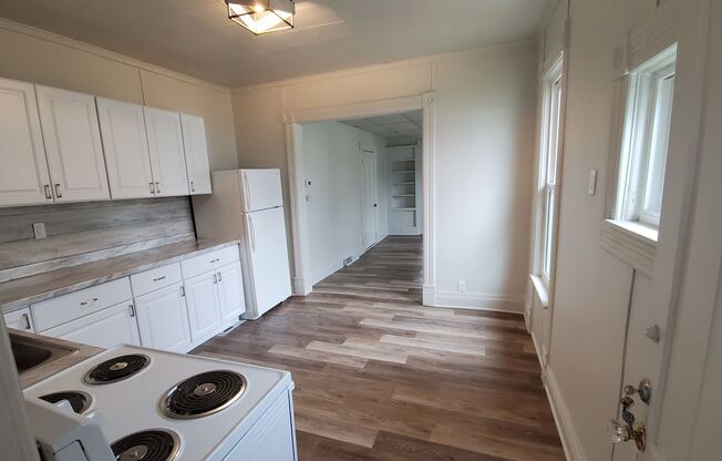 1 bed, 1 bath, 650 sqft, $650