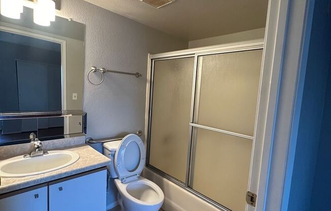 2 beds, 2 baths, 780 sqft, $2,375, Unit 317