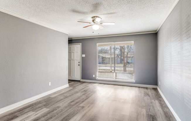 Spacious 4 Bed, 2 Bath Single-Story Gem in Dallas' Pleasant Grove – Move-In Ready and Available Now!