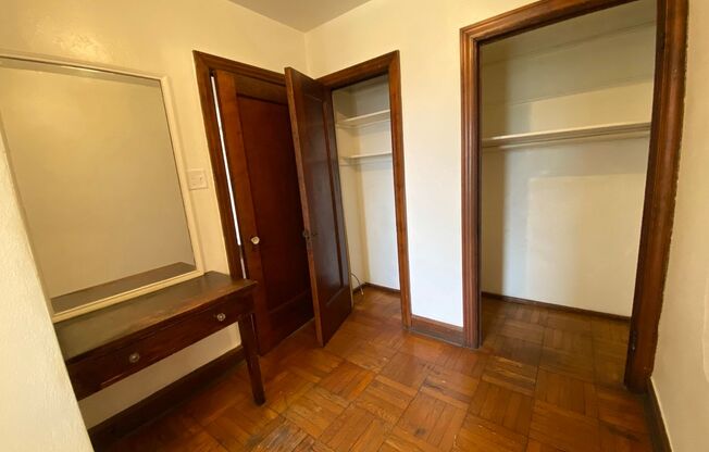 Studio, 1 bath, 400 sqft, $790, Unit 206