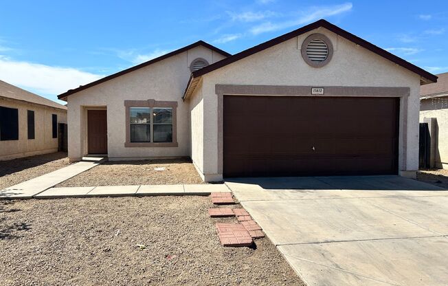 4 Bed / 2 Bath Single Level El Mirage Home with NO HOA, No Carpet & ALL NEW PAINT!!