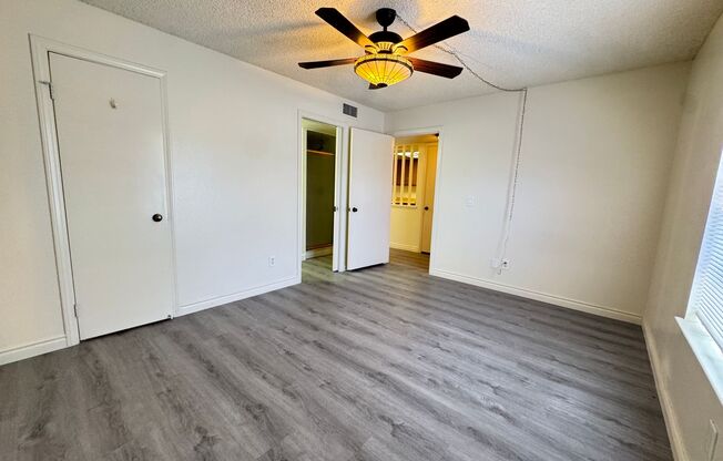 2 beds, 2 baths, $995, Unit # #H 1