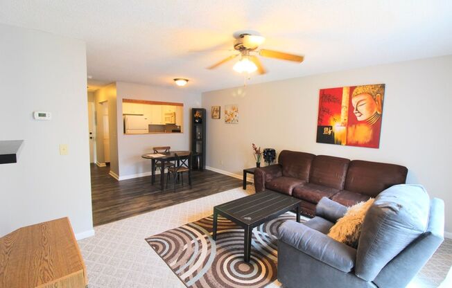 2 beds, 2 baths, $750