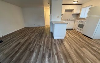 Downtown Living in Lakewood: Spacious 1-Bedroom Unit