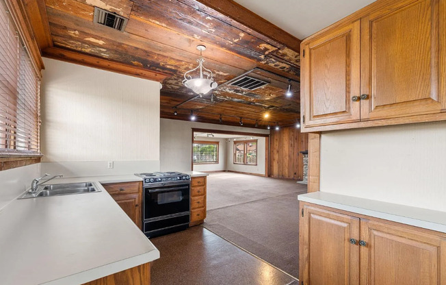 400 E Belle Terrace