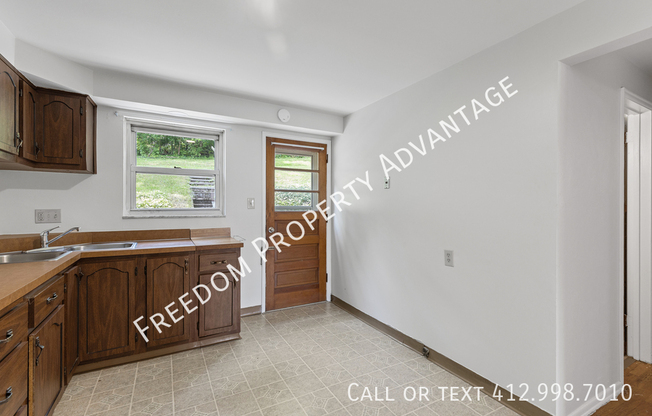 120 E GDN RD