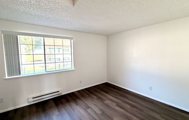 1 bed, 1 bath, 674 sqft, $1,550, Unit O202