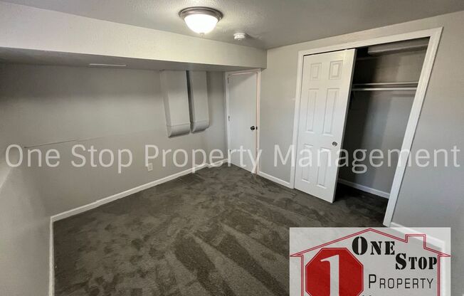 3 beds, 1 bath, $1,200