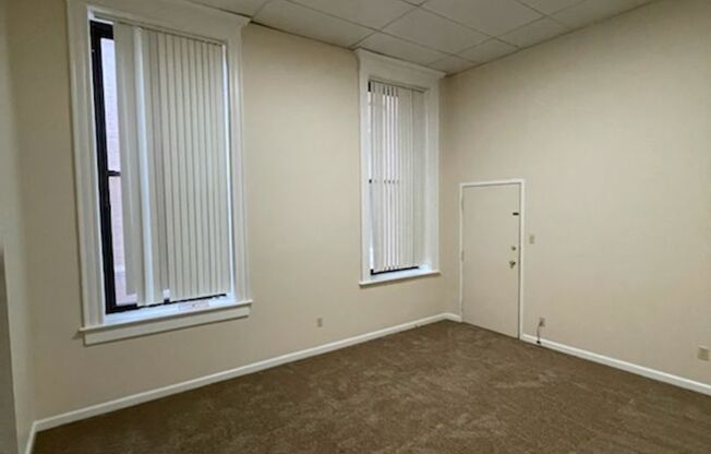 1 bed, 1 bath, 650 sqft, $790, Unit 303