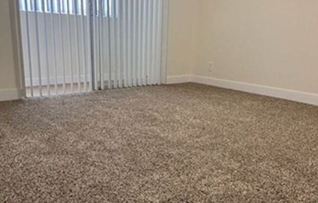 2 beds, 1 bath, 850 sqft, $2,200, Unit 6