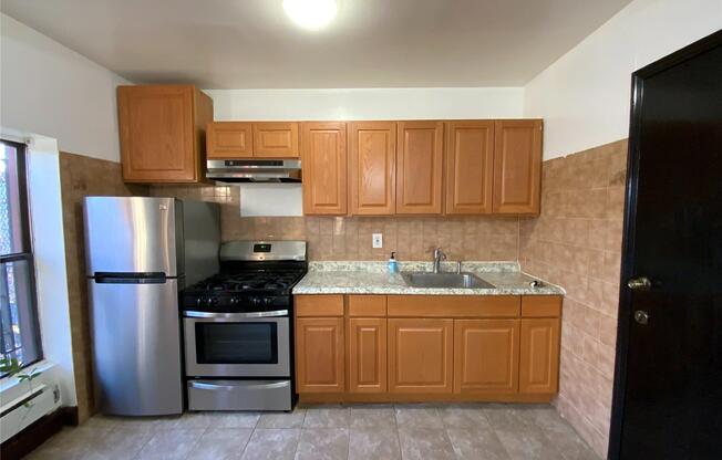 2 beds, 1 bath, 800 sqft, $2,850, Unit 3