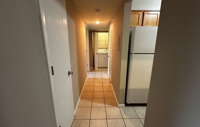 1 bed, 1 bath, 755 sqft, $1,100, Unit 5728E