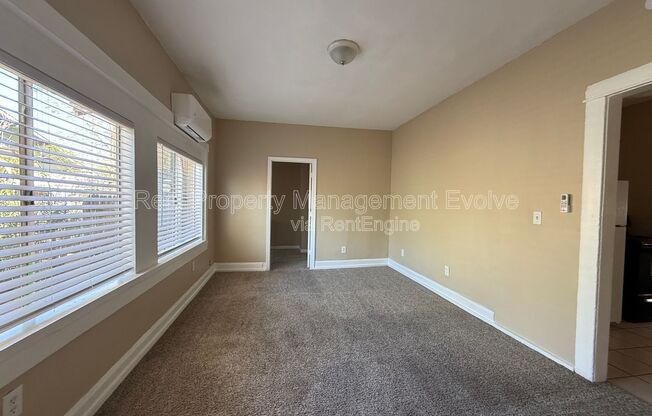 1437 E POLK ST