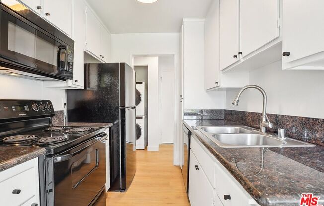 2 beds, 2 baths, 1,100 sqft, $3,595, Unit 308