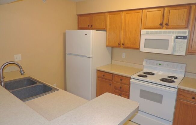 $1,450 | 2 Bedroom, 2 Bathroom Condo | Pet Friendly* | Available for August 1st, 2025 Move In!