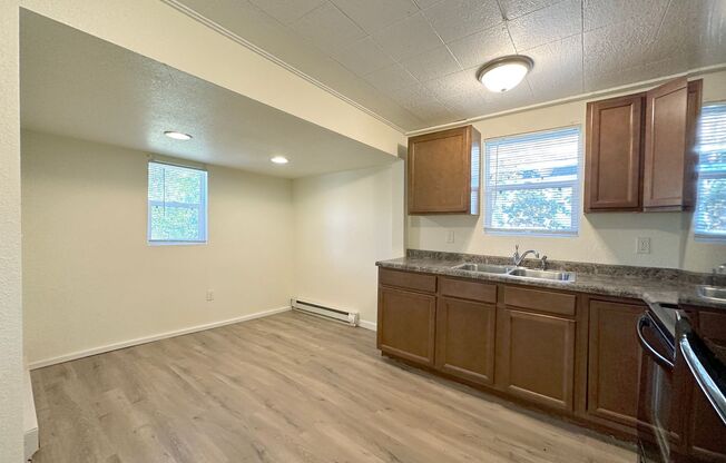 Pet Friendly 3 Bedroom Charmer located behind Corbett Field!