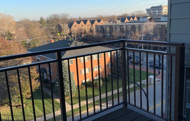 2 beds, 2 baths, 1,133 sqft, $3,125, Unit 508
