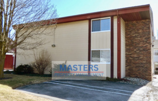 3323 McGregor Ln