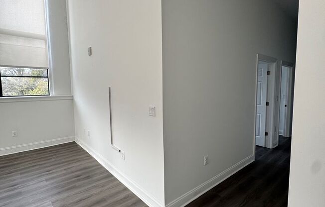 2 beds, 1 bath, 900 sqft, $1,695, Unit Unit 318
