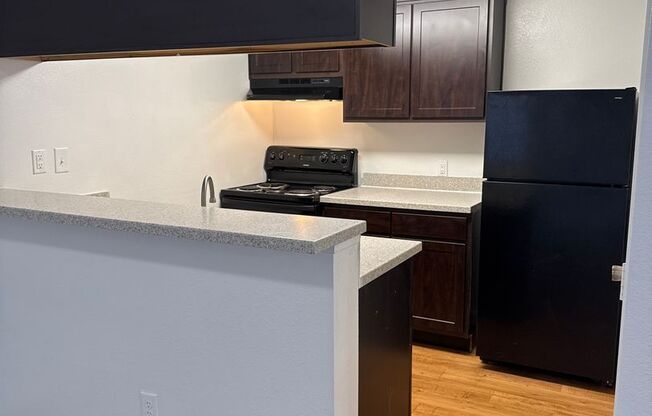 2 beds, 2 baths, 1,003 sqft, $1,120, Unit 3004