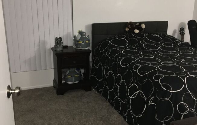1 bed, 1 bath, 832 sqft, $2,190, Unit 030
